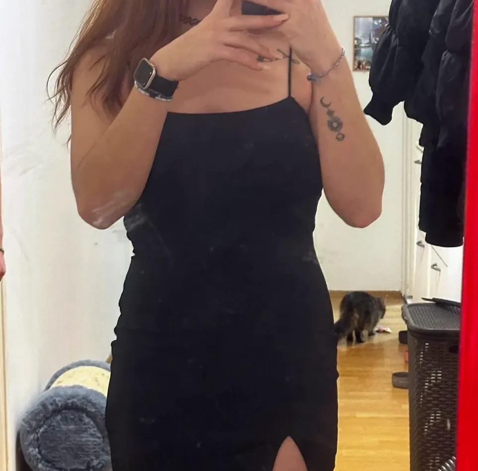 Saskia, 24