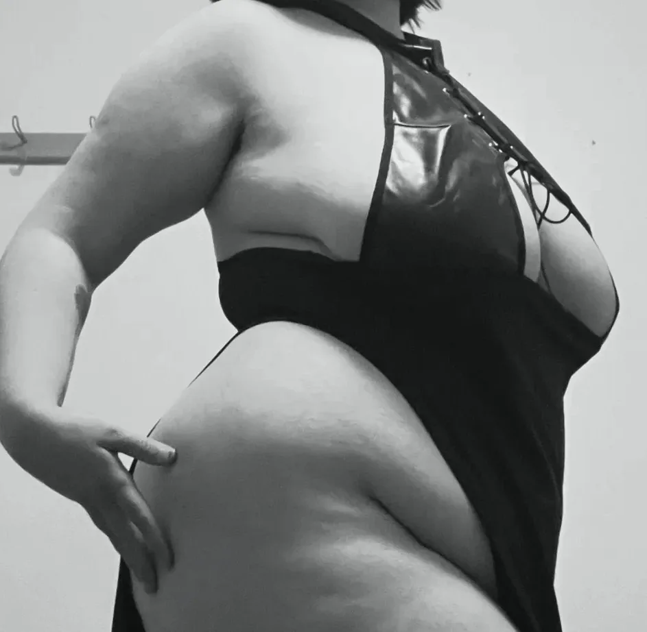 Tanja, 30