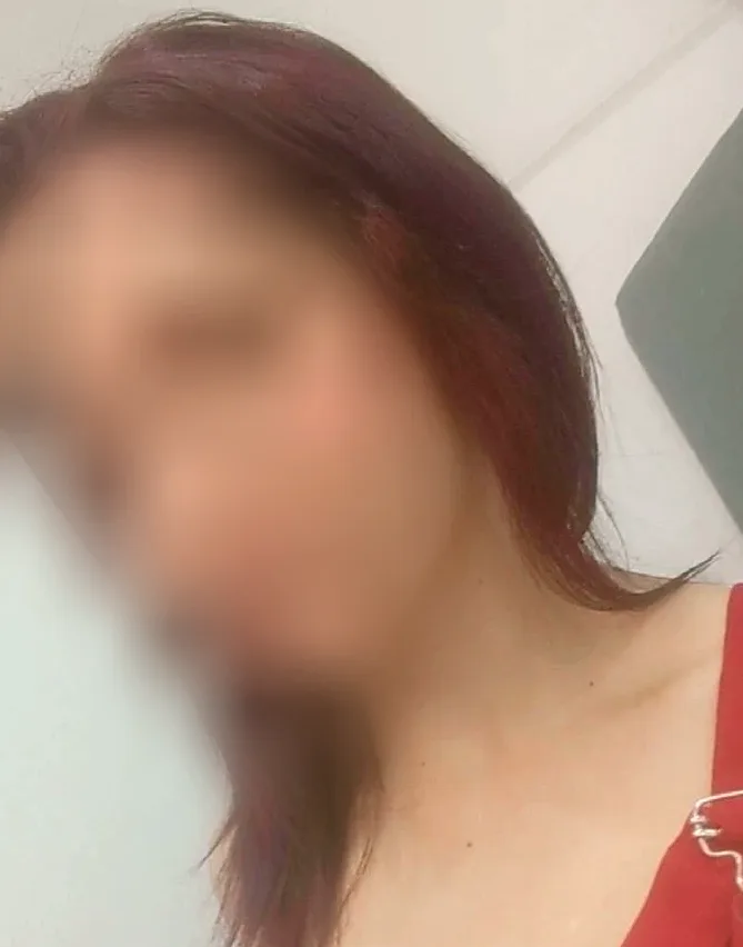 Yasmin, 21
